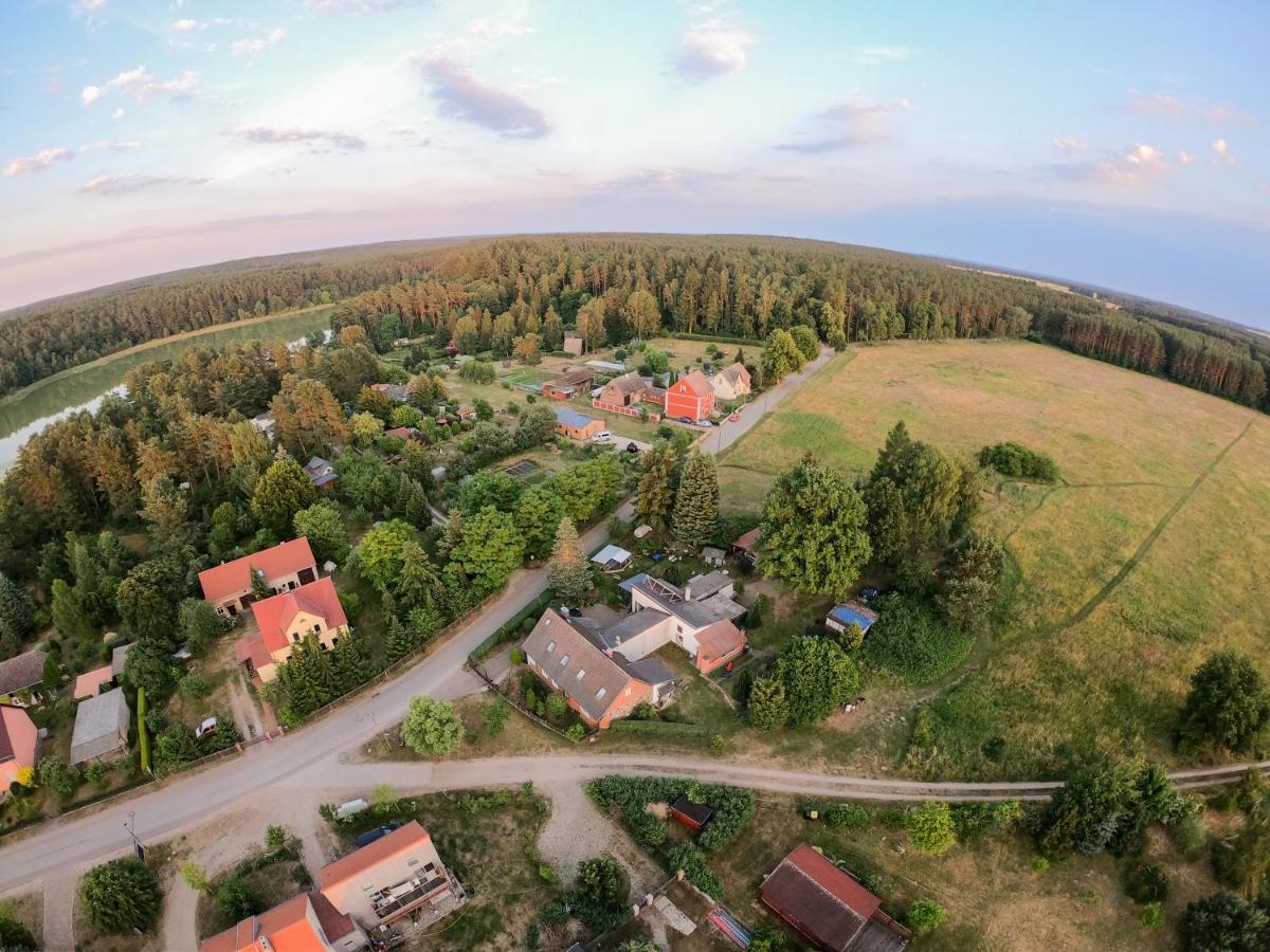 Ferienwohnung Schmidt In Altglobsow Grosswoltersdorf Exteriör bild